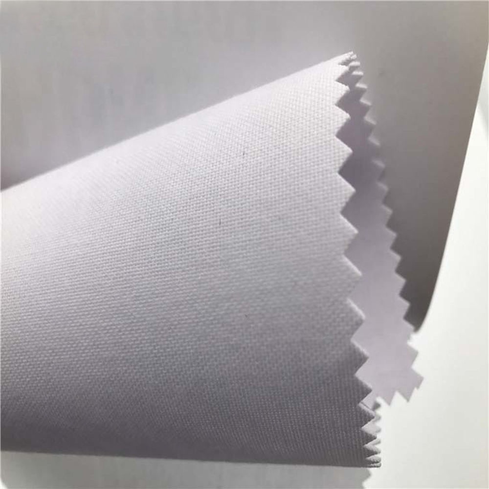 Fabrisoul Interlinings for Arabic thobes and kanduras designed to enhance collar structure, placket stability, and long‑lasting garment performance.